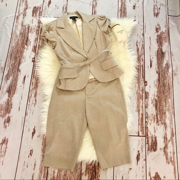 Rampage Suit Jacket with button and belt - Picture 7 of 8